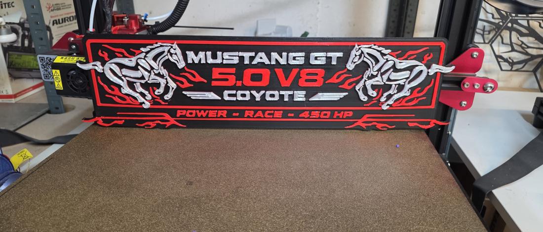 Cache plaque Mustang Européenne